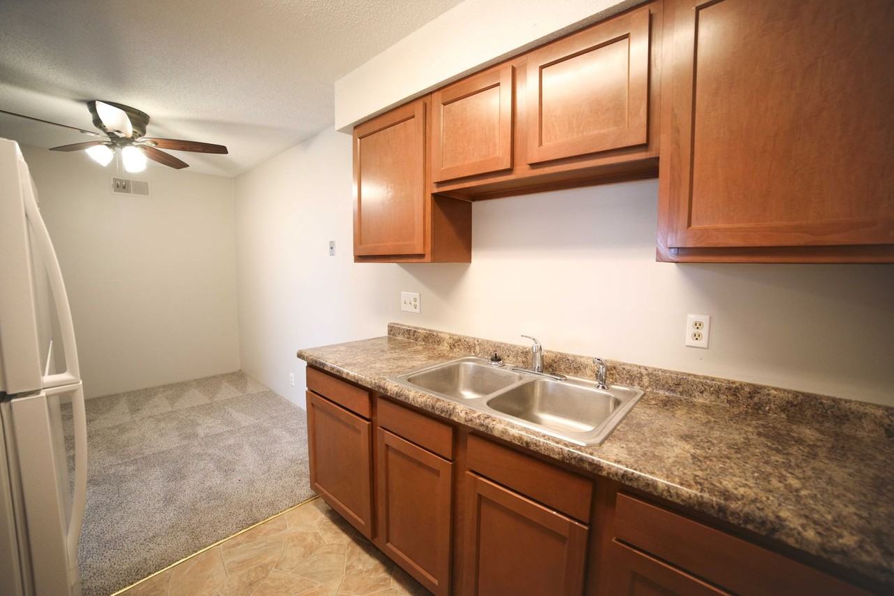 LongLeaf Apartments - Photo 6 of 20