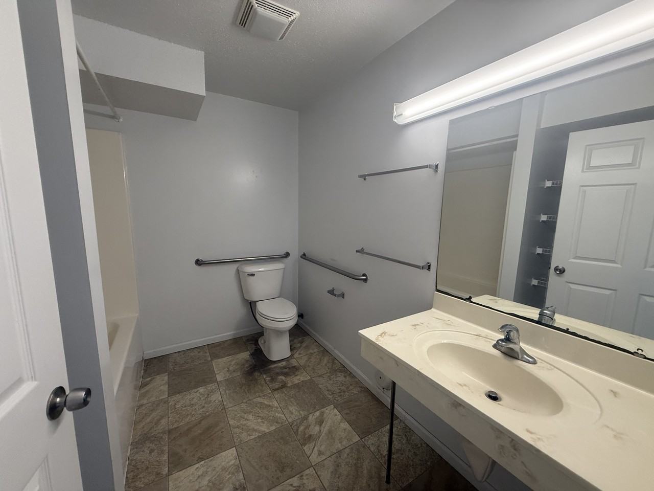 330 W Cherry St #Y23 - Photo 5 of 23