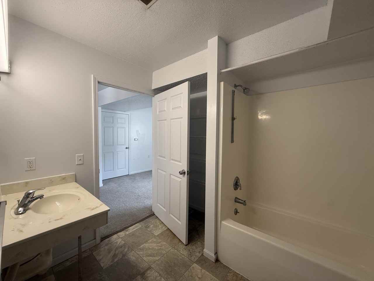330 W Cherry St #Y23 - Photo 6 of 23