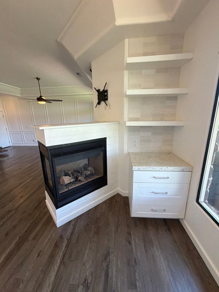 340 N Country Ln #1 - Photo 4 of 43
