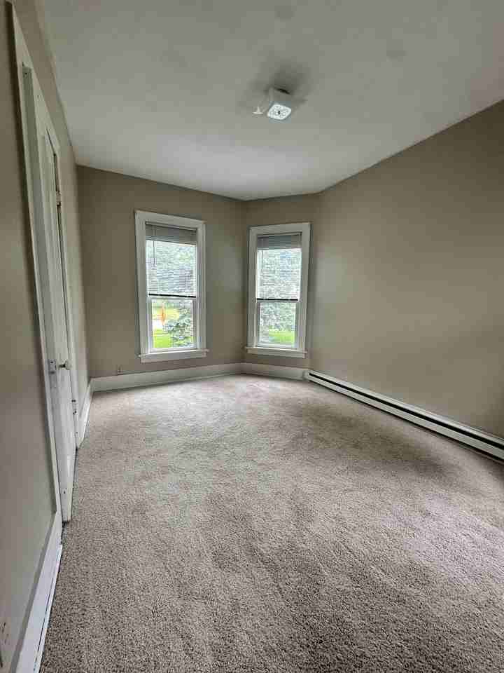 430 S 4th St #1 - Photo 7 of 13