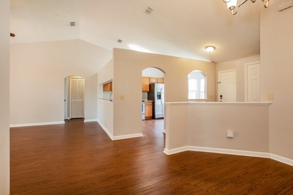 3268 Avalon Dr - Photo 7 of 16