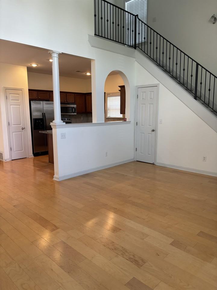 1371 Island Town Dr #1 - Photo 3 of 10