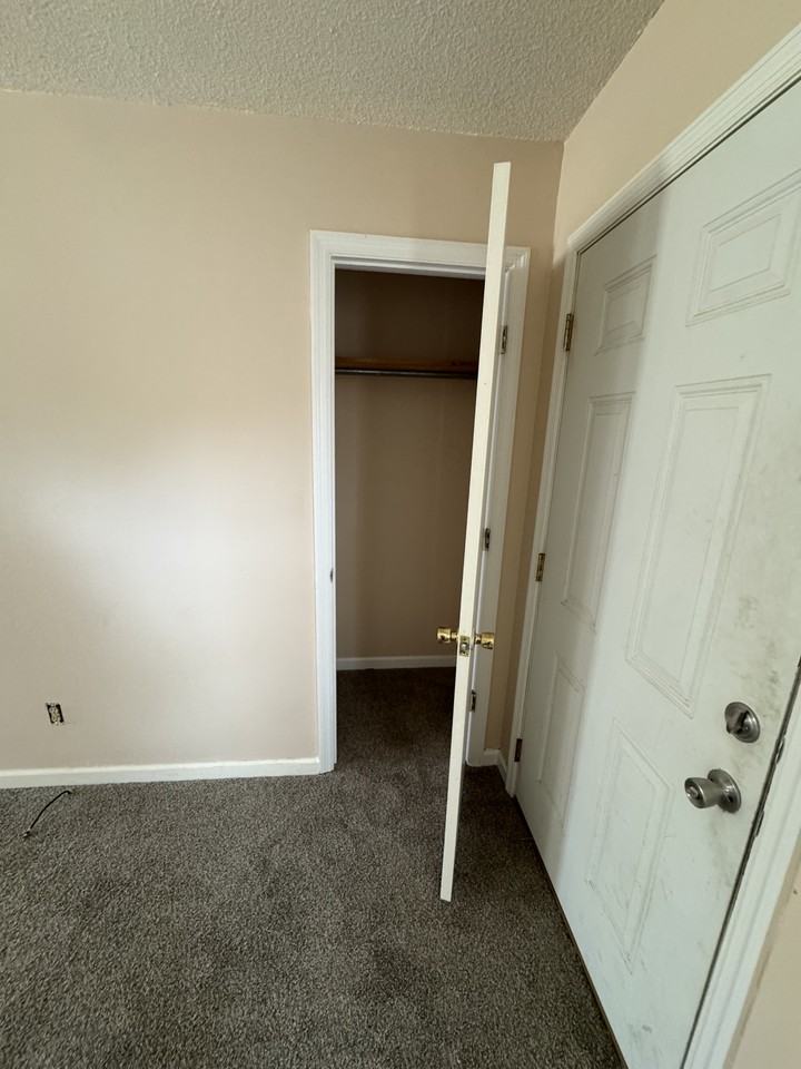 405 Zollie Lavender Rd #1 - Photo 4 of 10