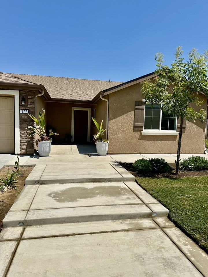 677 Country Pl #1 - Photo 4 of 50