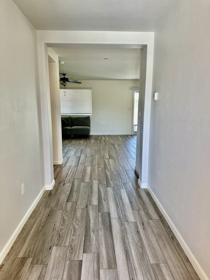 677 Country Pl #1 - Photo 7 of 50