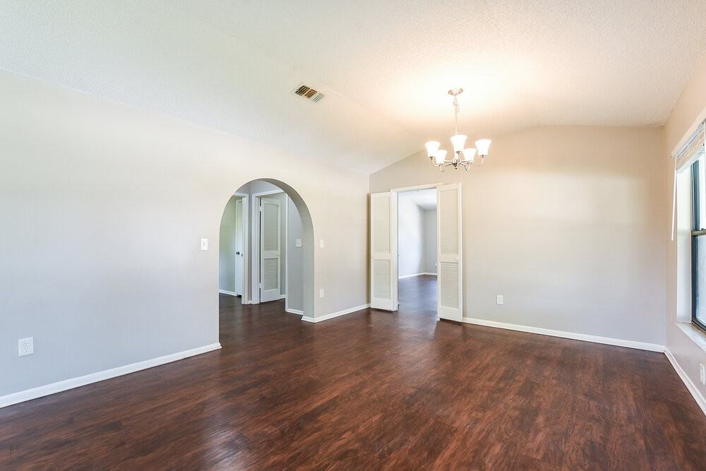 534 S Sundance Dr - Photo 6 of 16