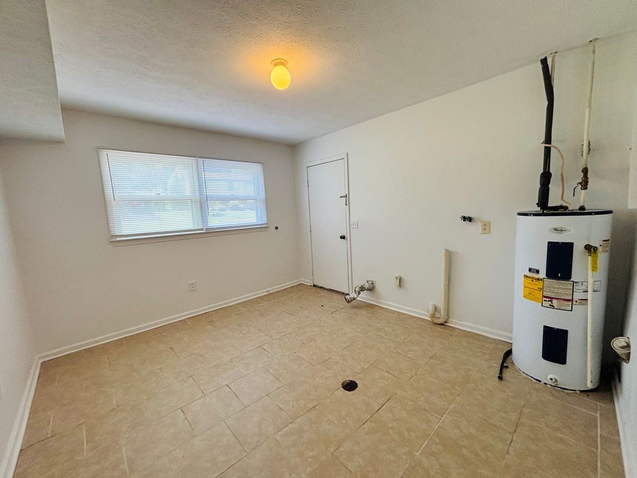 306 Woodbine Dr - Photo 6 of 28