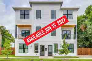 featured image of 2322 Benbrook Blvd