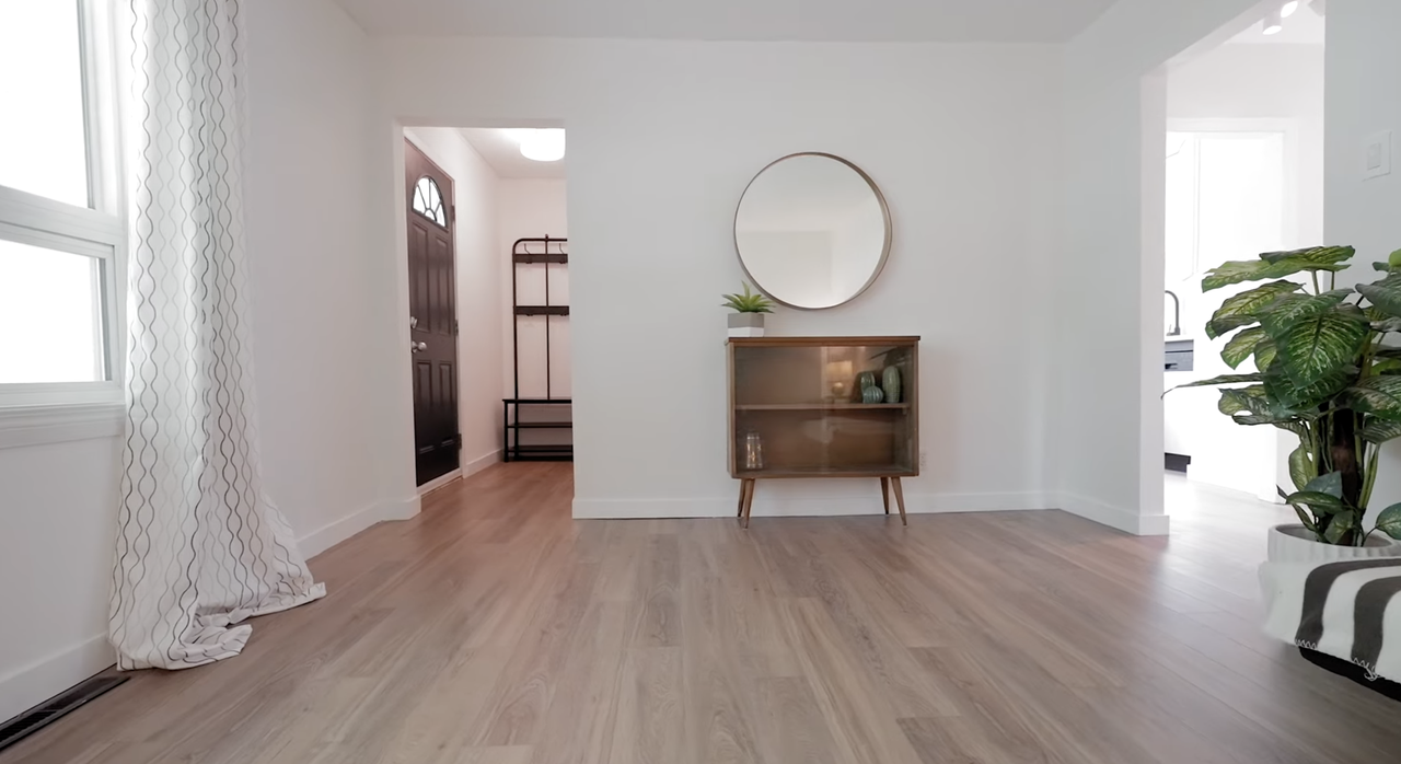 691 Jackson Ave - Photo 5 of 25