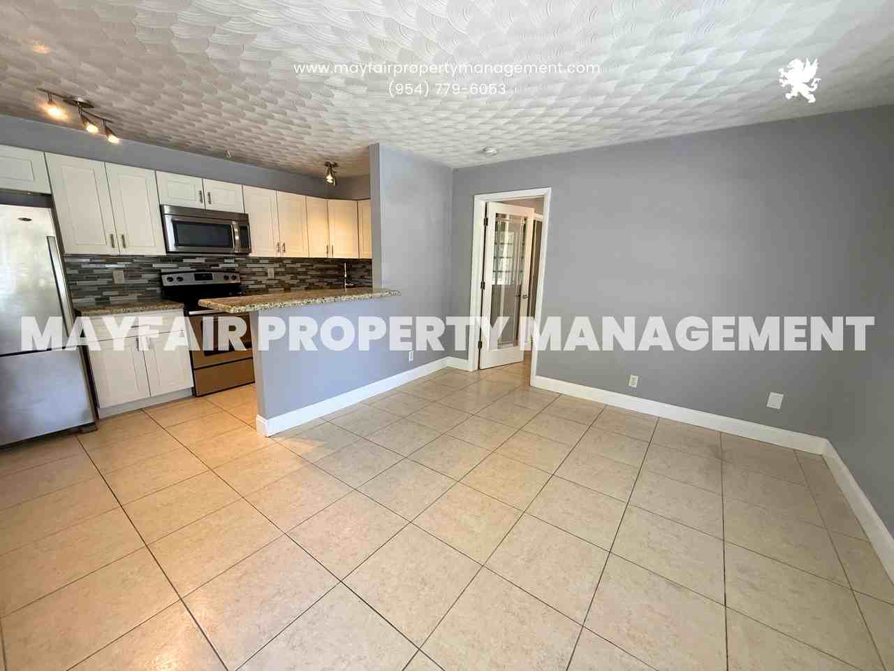 629 Ne 15th Ave #1 - Photo 2 of 17