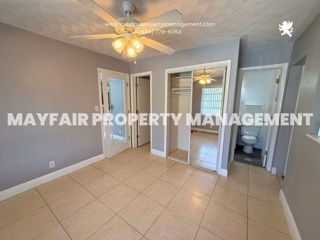 629 Ne 15th Ave #1 - Photo 5 of 17