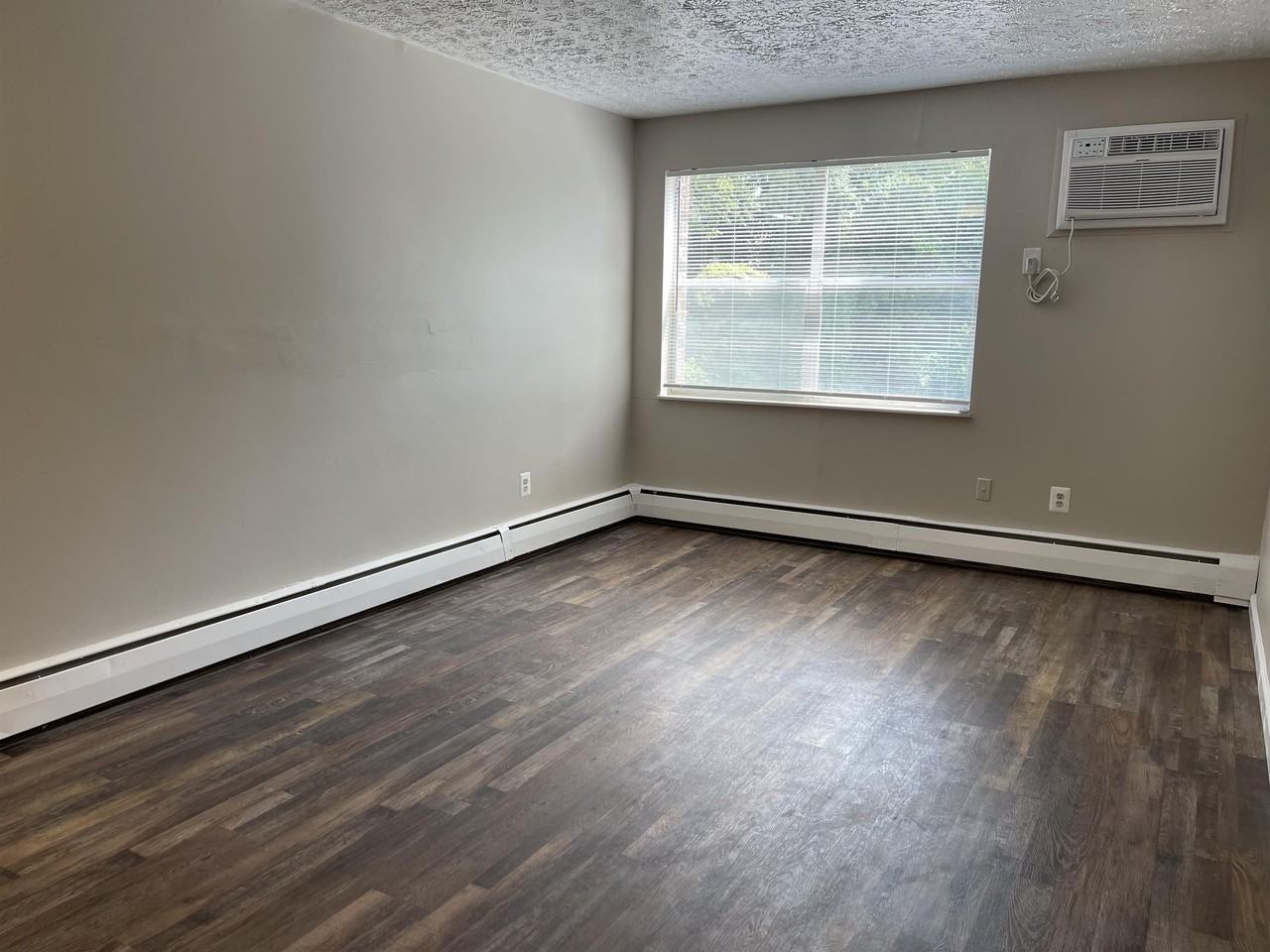 4593 Paddock Rd #18 - Photo 4 of 15