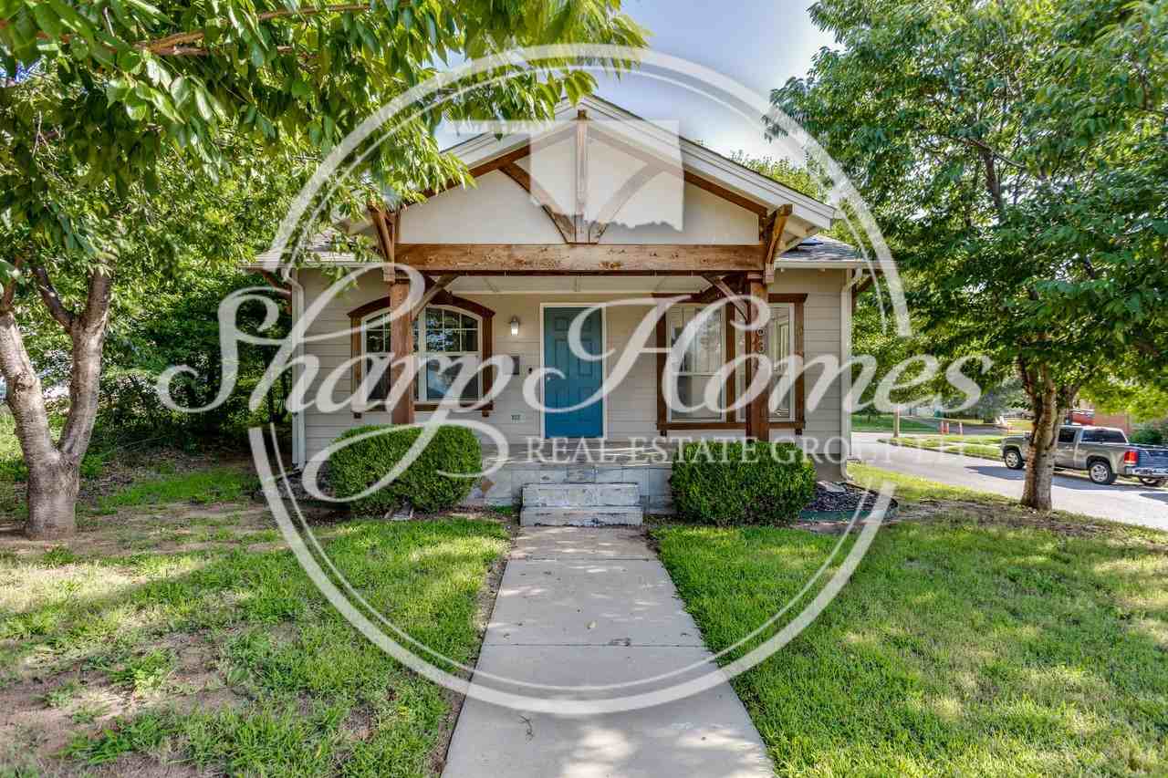 1633 Ne 11th St