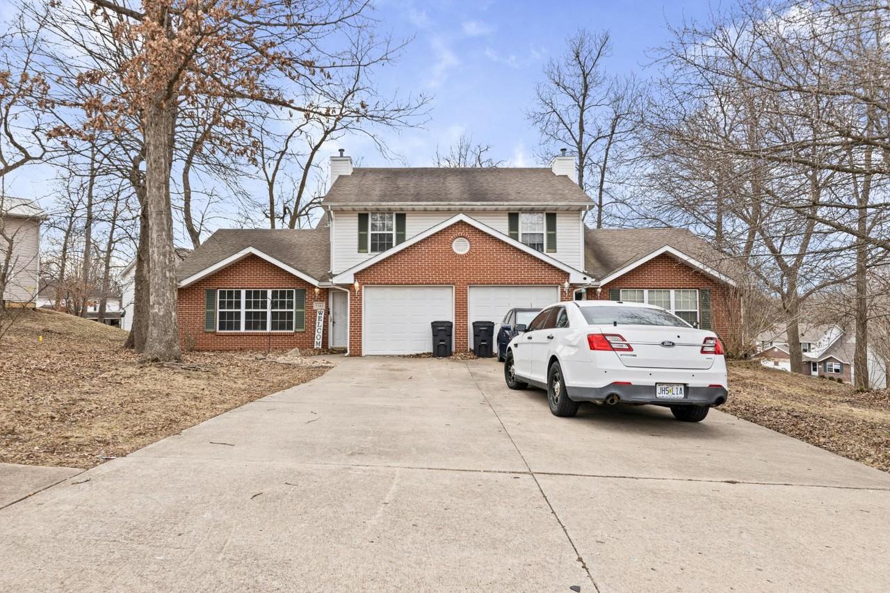 5343 Godas Cir - Photo 3 of 20