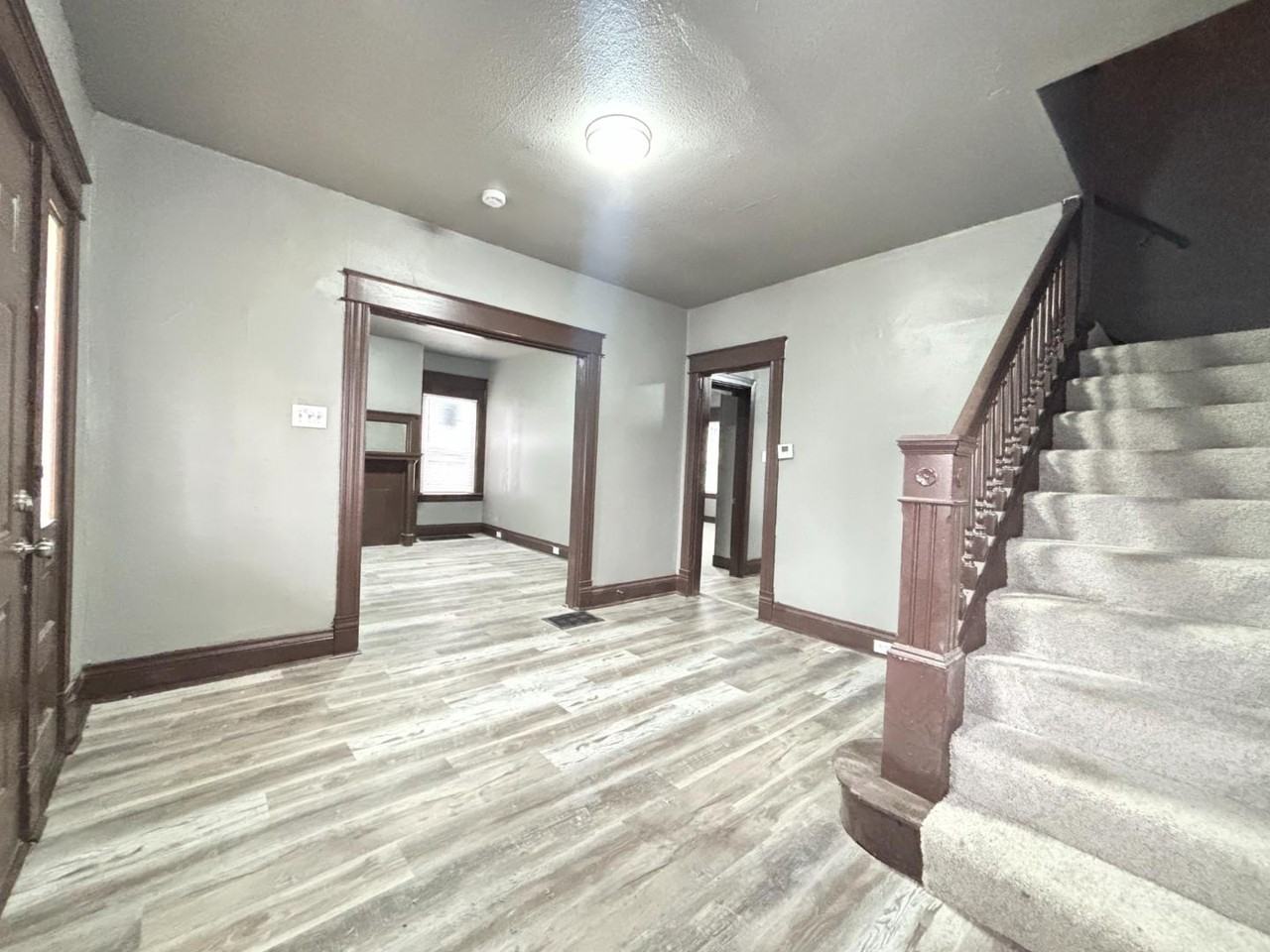 1239 Sliker Ave - Photo 2 of 12