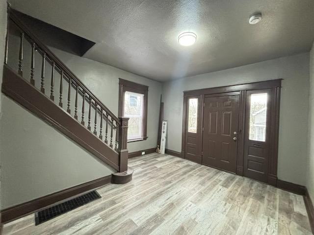 1239 Sliker Ave - Photo 7 of 12