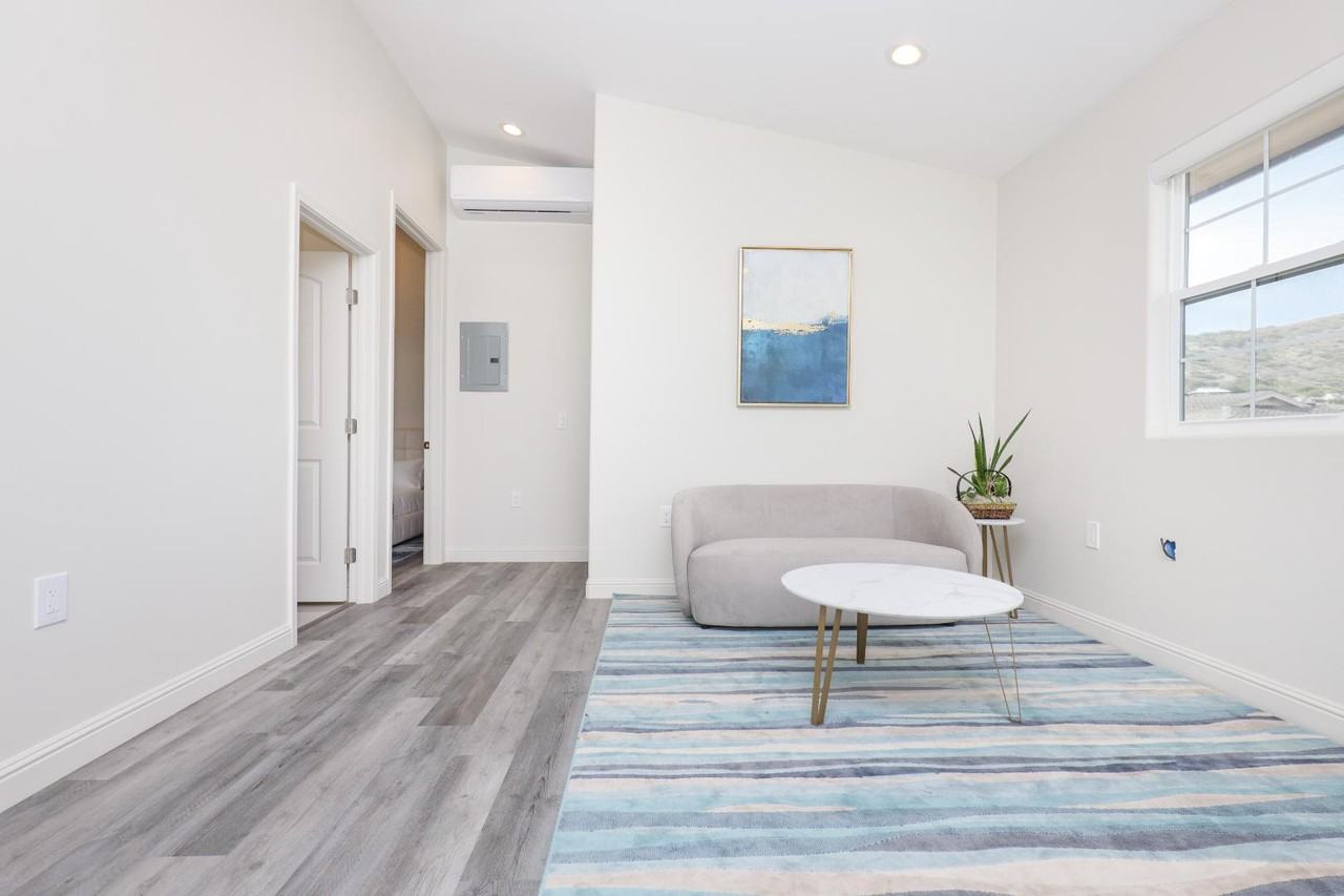 229 Hanamaulu St - Photo 2 of 10