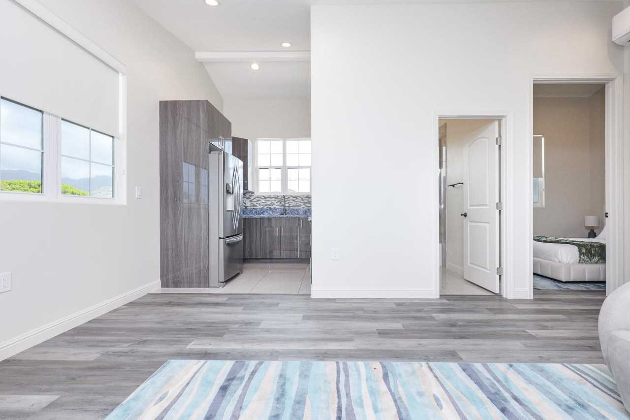229 Hanamaulu St - Photo 7 of 10