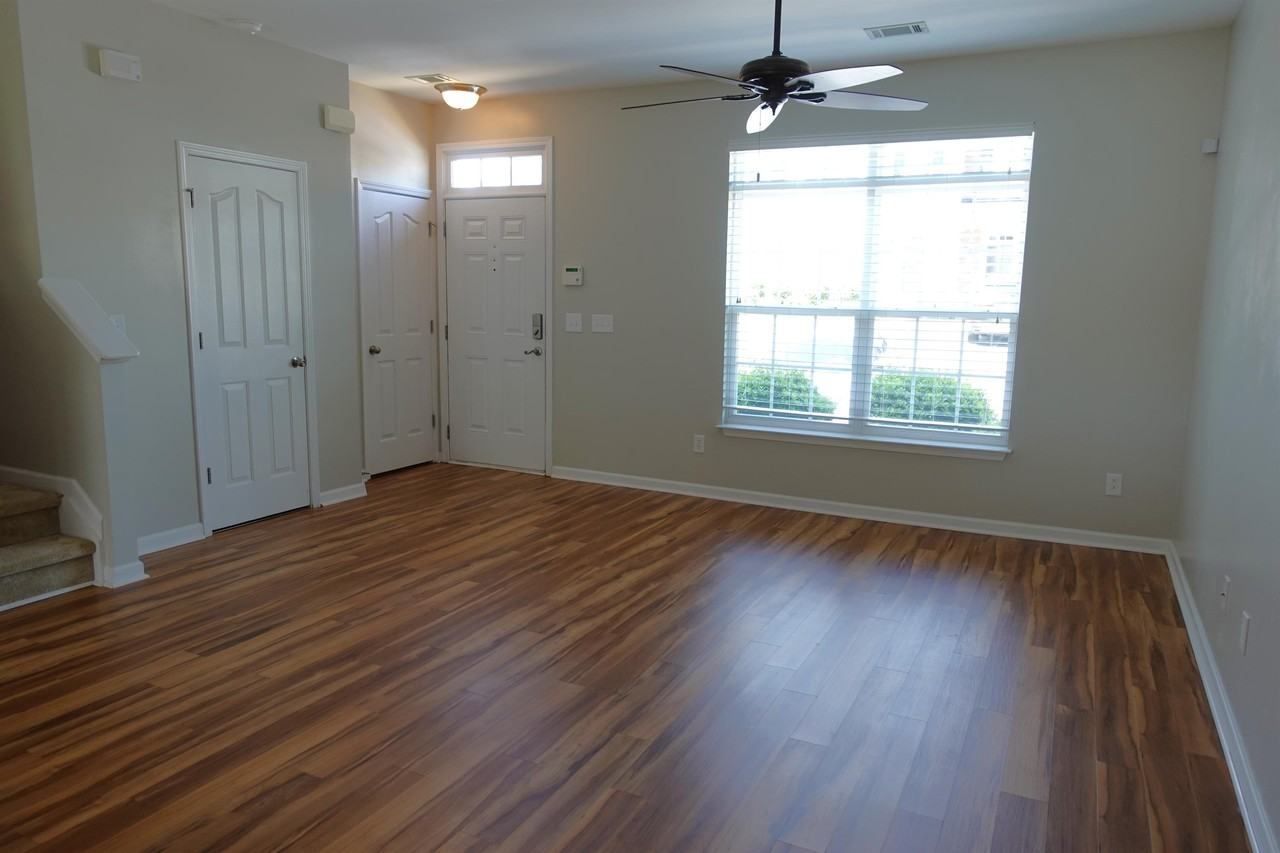 202 Elise Dr #1 - Photo 6 of 38