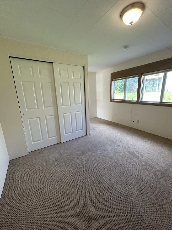 1014 W Bluff St #1 - Photo 3 of 5