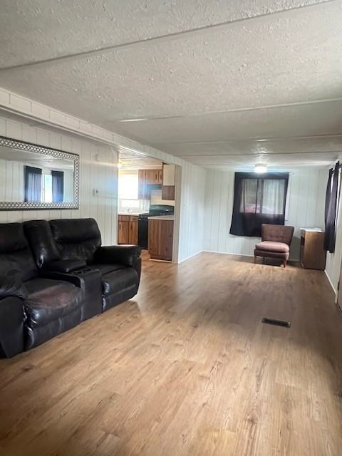 788 Critchfield St #1 - Photo 7 of 20