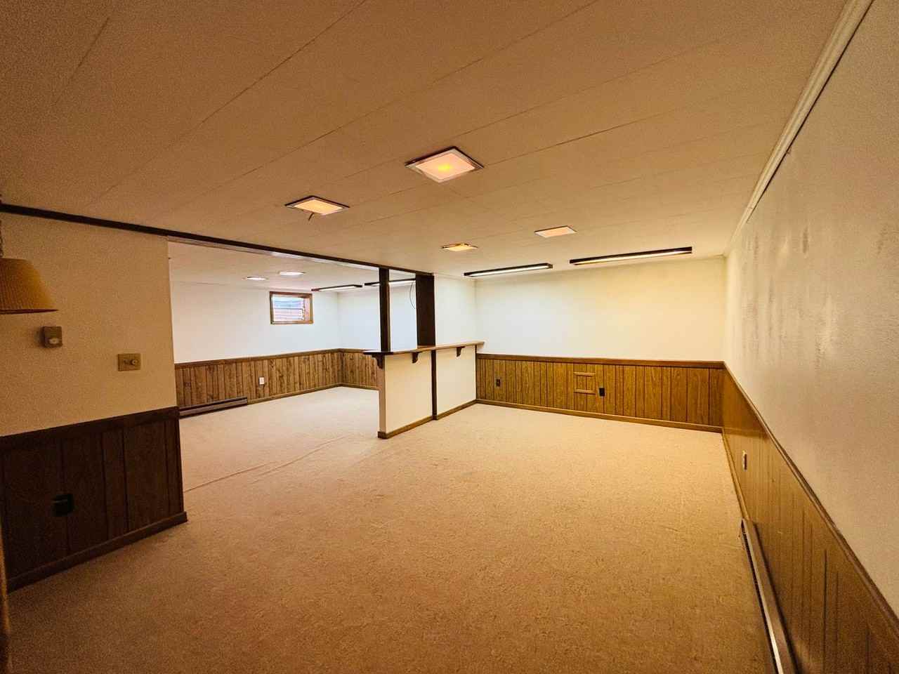 1105 Robin Rd - Photo 7 of 25