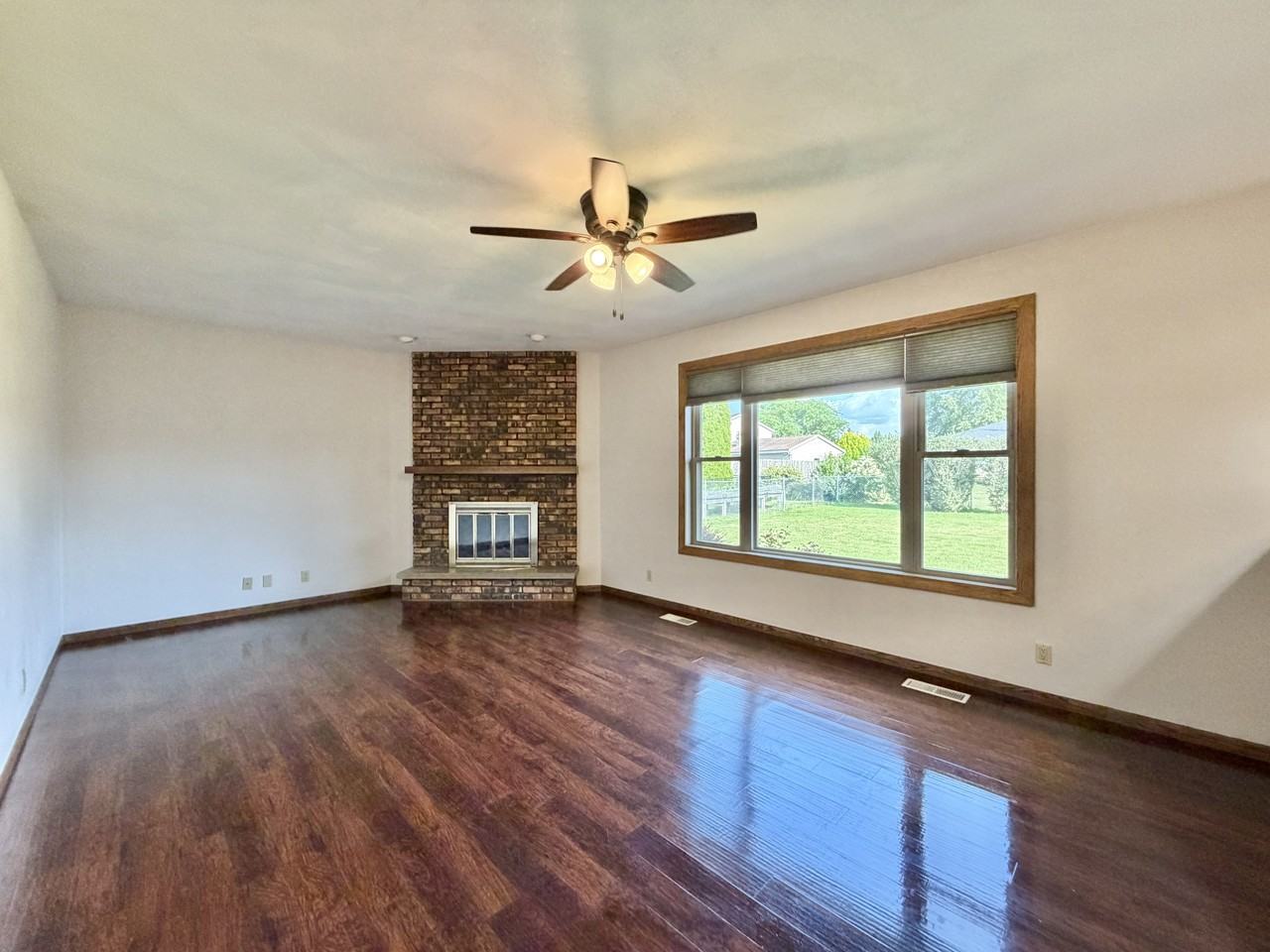 4012 Oldwyck Dr #1 - Photo 2 of 20