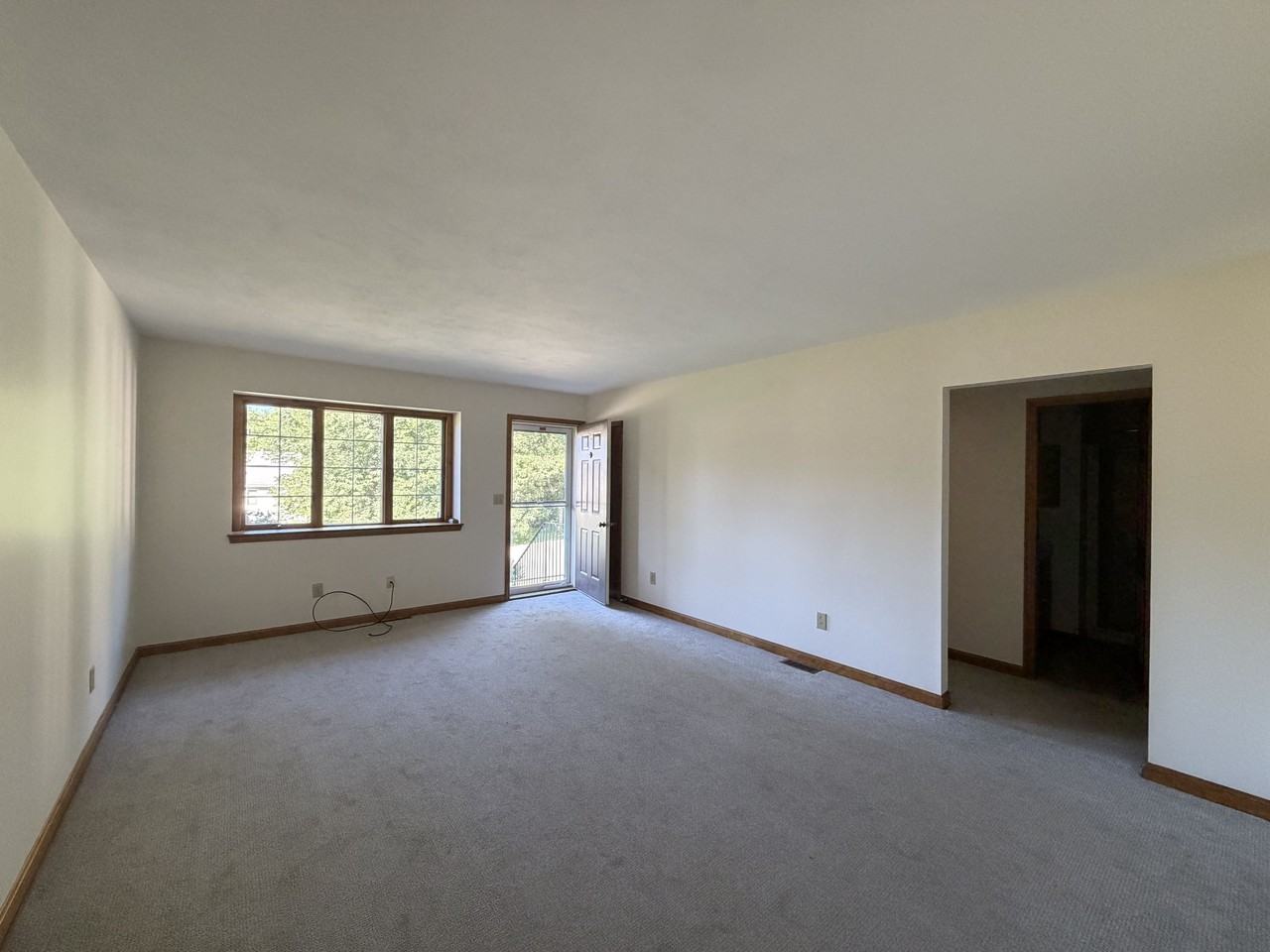 37 Willowbrook Ave #39 - Photo 4 of 30