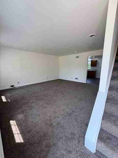 515 Fairfield St #515 - Photo 2 of 18
