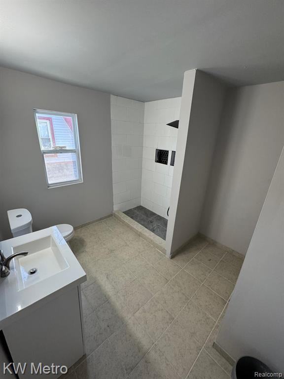 4707 Buckingham Ave #1 - Photo 6 of 9