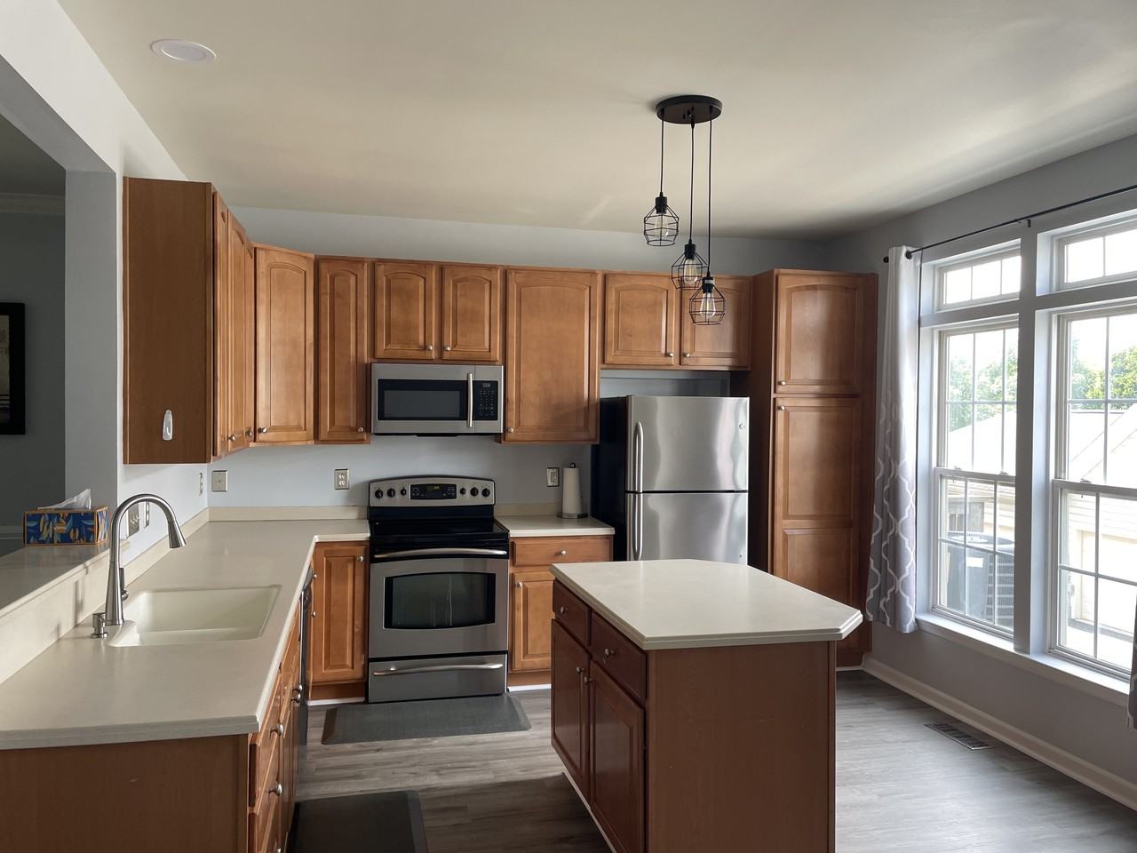 2068 Lockwood Dr #1 - Photo 5 of 22