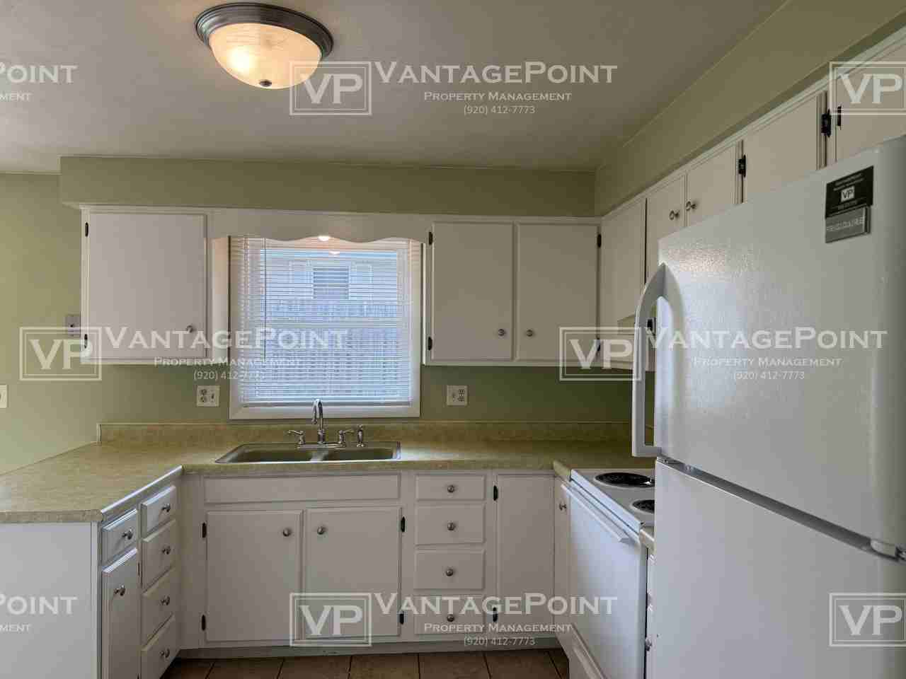 827 Glenpark Dr #827 - Photo 4 of 18