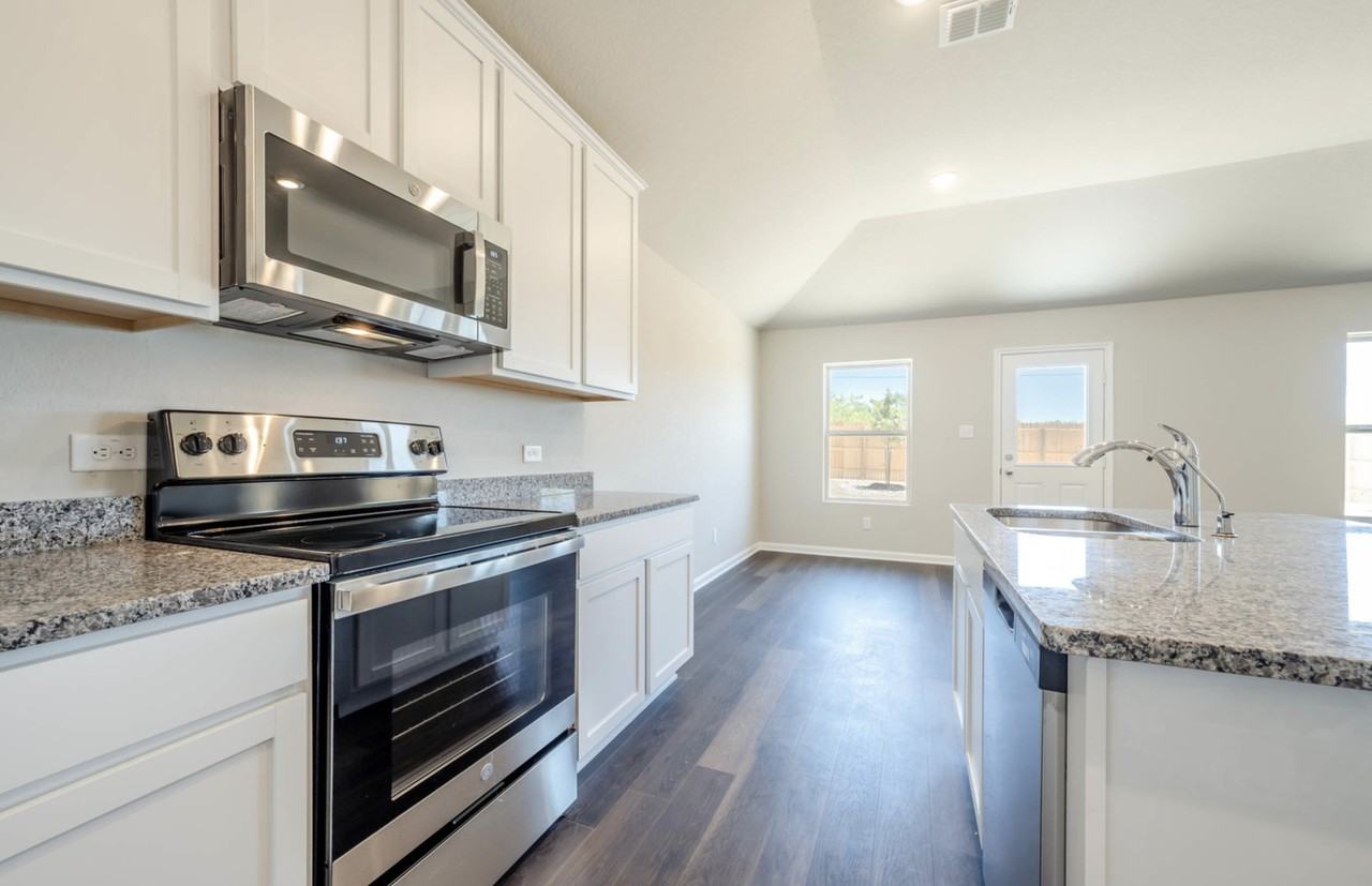 7106 Emerald Vly #1 - Photo 6 of 17