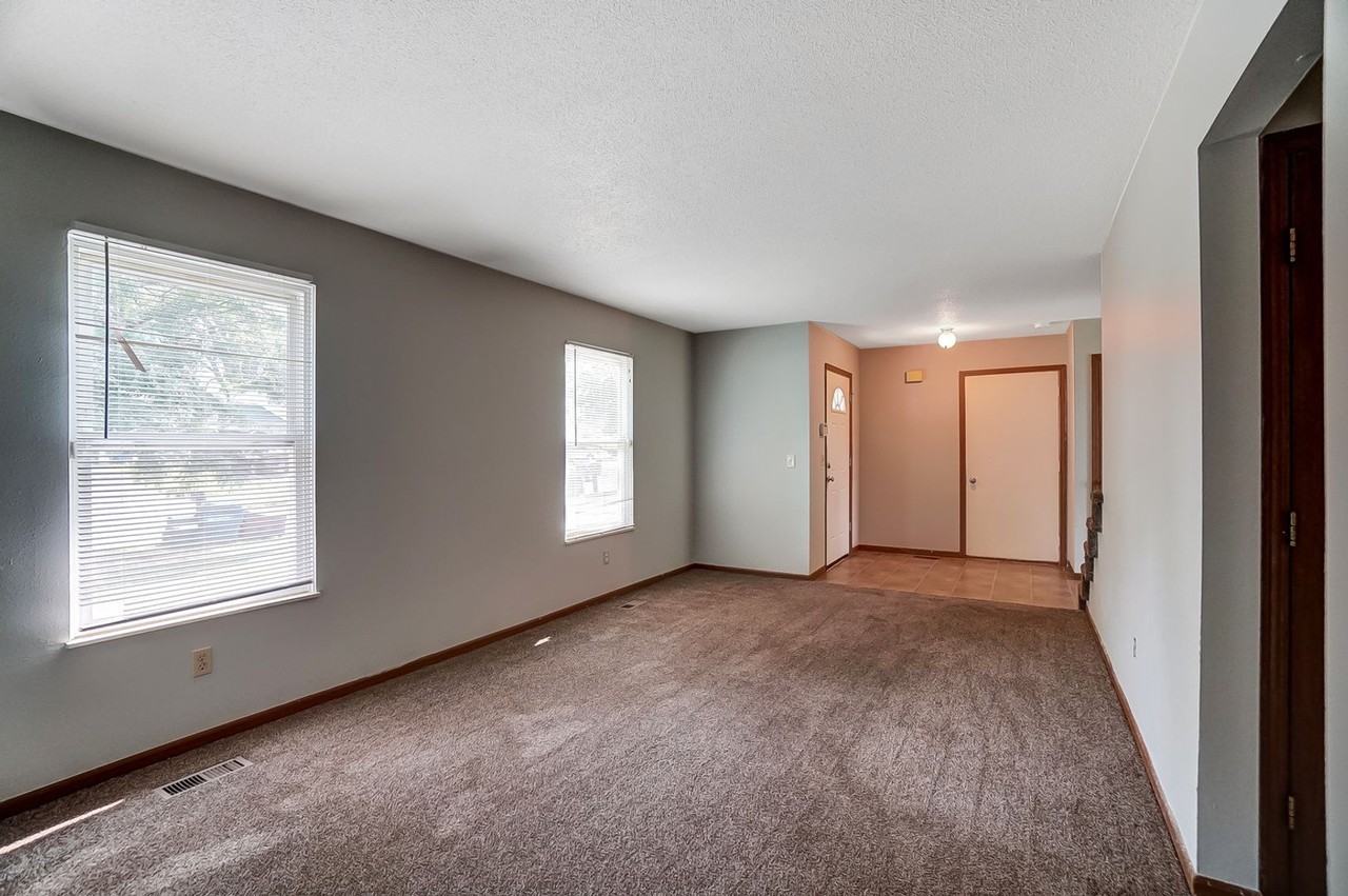 3540 Willow Run Dr - Photo 2 of 27