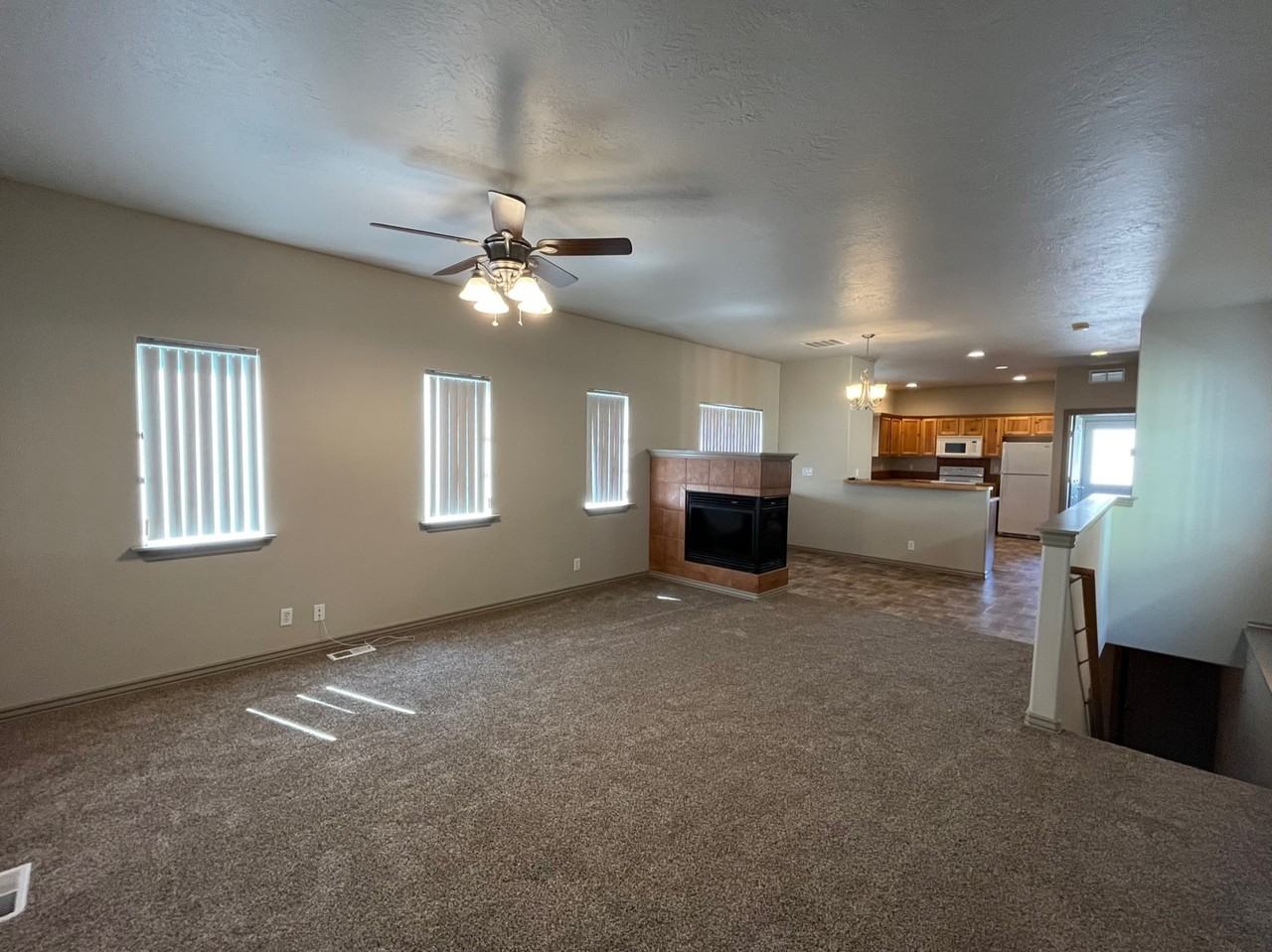1011 N 30th St - Photo 2 of 18