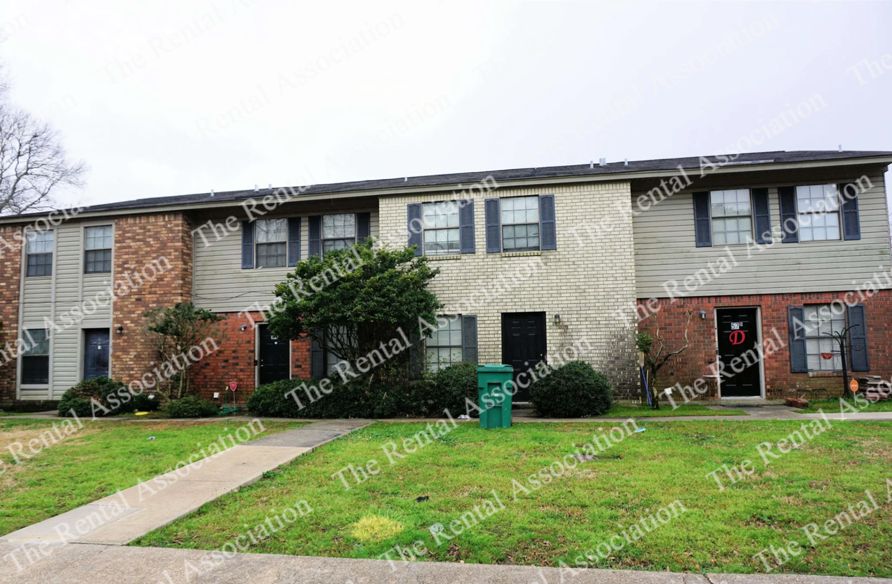 57 W Elmwood Dr #1 - Photo 2 of 26