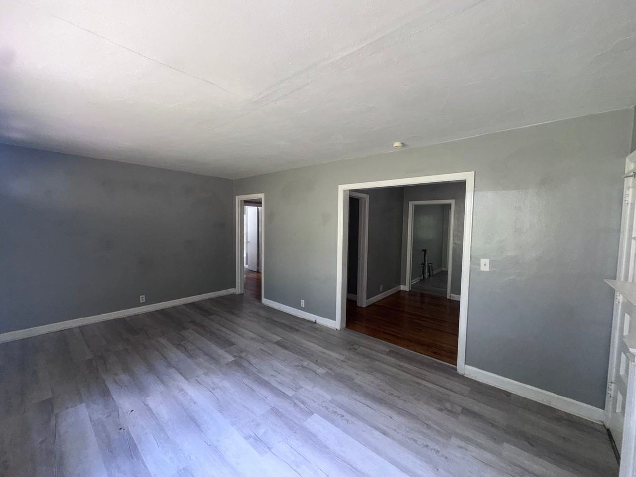 1529 Charlotte Ave - Photo 3 of 11