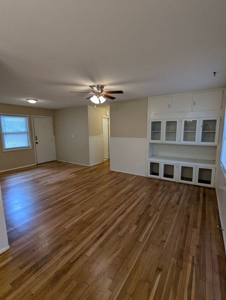 3404 31st St - Photo 2 of 14