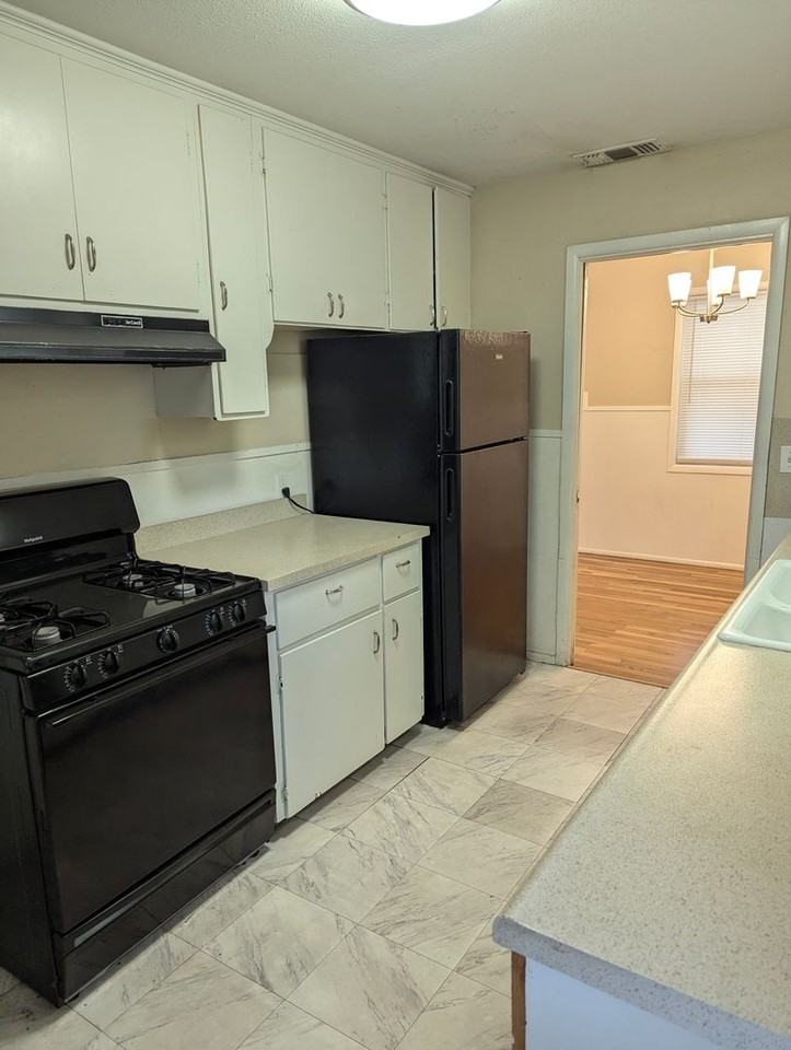 3404 31st St - Photo 5 of 14