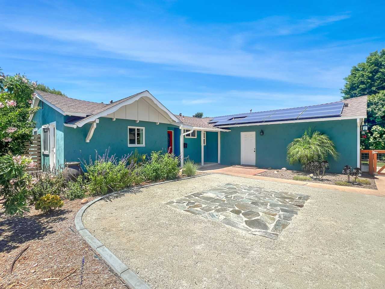 13902 Powers Rd #1 - Photo 4 of 26