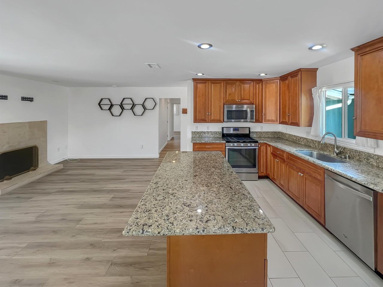 13902 Powers Rd #1 - Photo 7 of 26