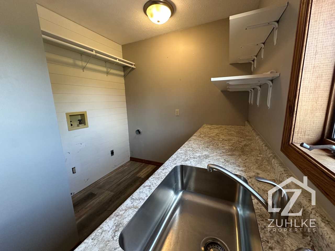 320 N Sunset St #1 - Photo 7 of 14