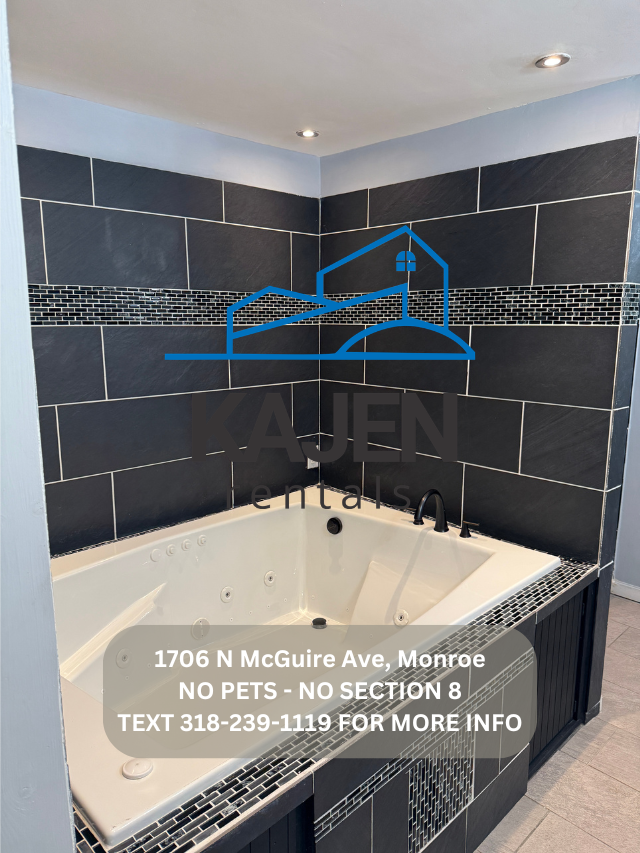 1706 N Mcguire Ave - Photo 5 of 10