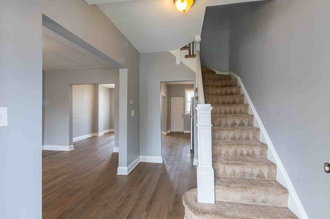 3063 Mayfield Ave #1 - Photo 3 of 30