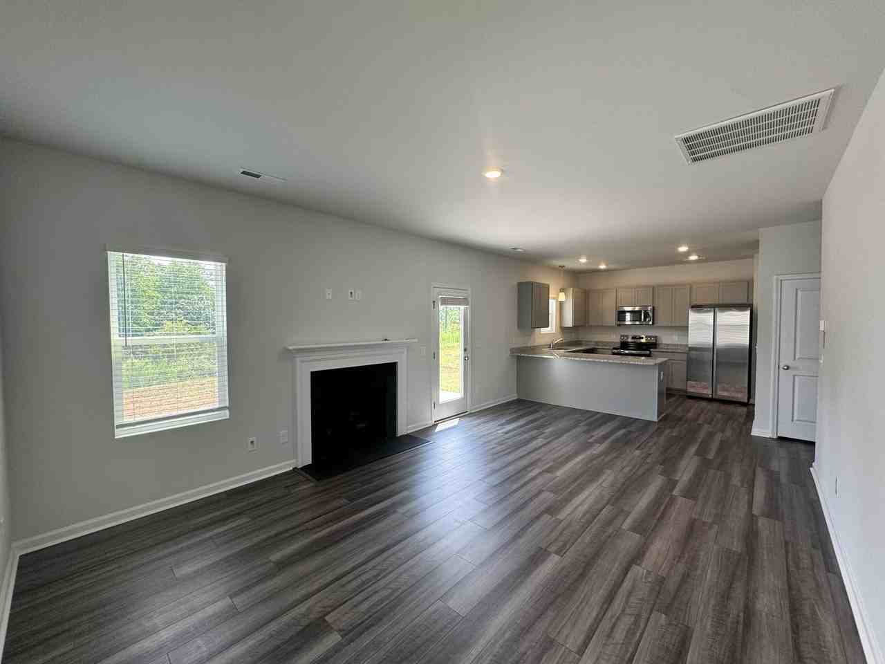 5037 Fallmeade Rd - Photo 7 of 23