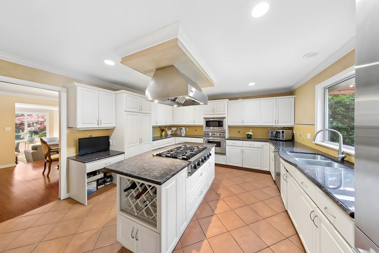 3478 West 28th Avenue - Photo 7 of 15