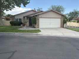 featured image of 10600 Towne Park Dr Ne #1