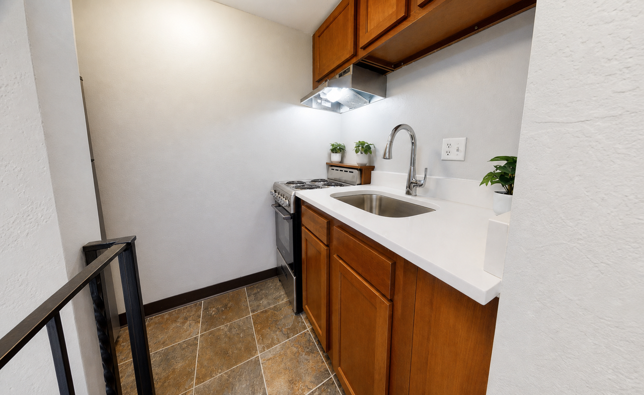 6333 WALNUT STREETAPT 1D #1D - Photo 2 of 7