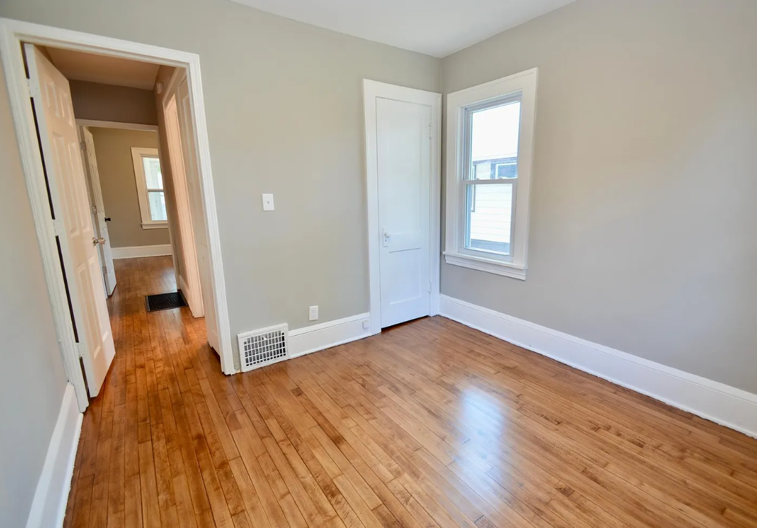4239 Minnehaha Ave #1 - Photo 7 of 17